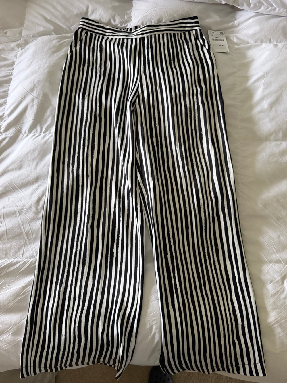 Zara Black and White Vertical Stripe Wide-Leg Viscose Pants